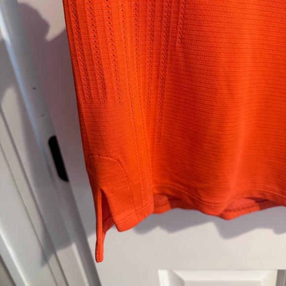 Lululemon Cropped Tank - Picture 5 of 5